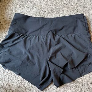 Lululemon Find Your Pace 3” Black short